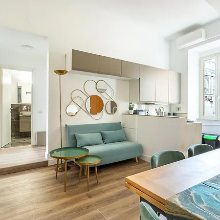 Iflat Brand New & Modern Station Apartment
