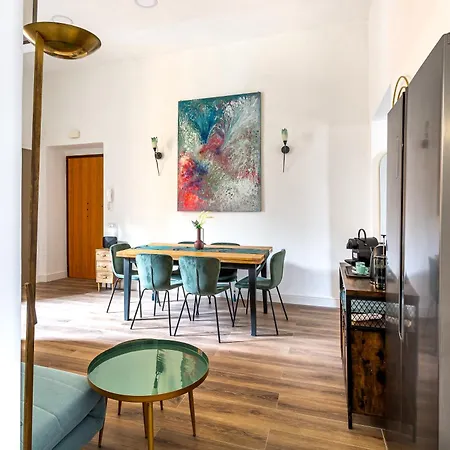 Iflat Brand New & Modern Station *